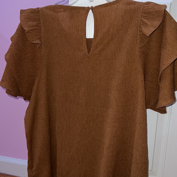 Brown slowly short sleeve blouse - Picture 3 of 3